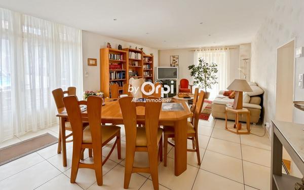 Maison à vendre    3 pièces •  Le Montet