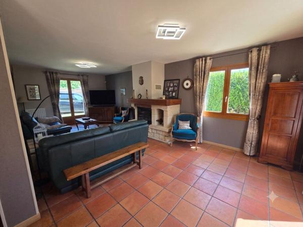 "Marie Laurencin" Villepinte : Pavillon ( F6) avec très bon confort de 136 m² Habitable