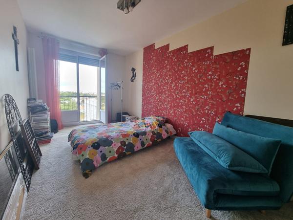 Nantes Zola, appartement type 4 avec garage et cave