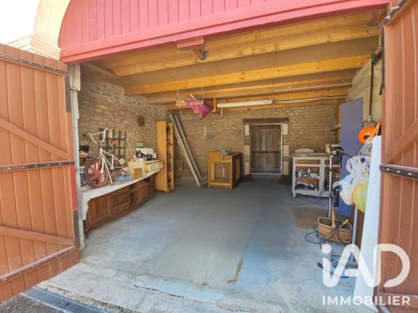 Maison à vendre 4 pièces 140 m² Dyé