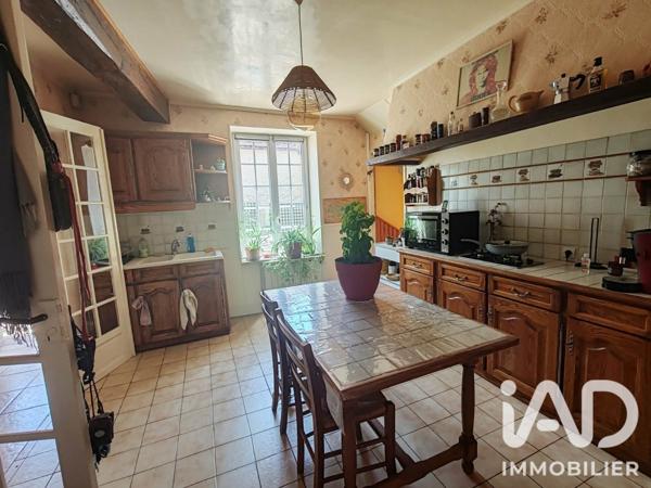 Maison à vendre 4 pièces 140 m² Dyé