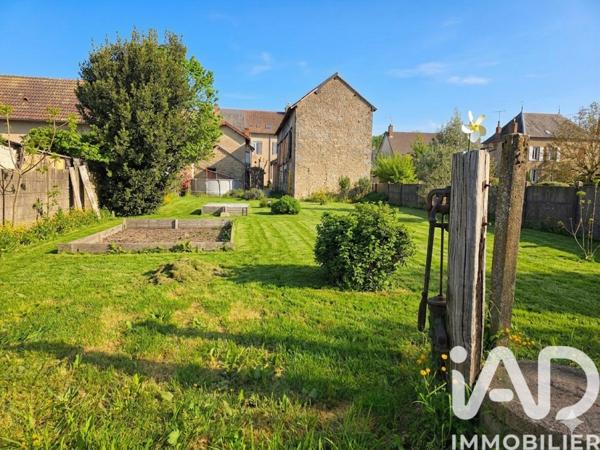 Maison à vendre 15 pièces 350 m² Luzy