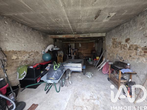 Maison à vendre 15 pièces 350 m² Luzy