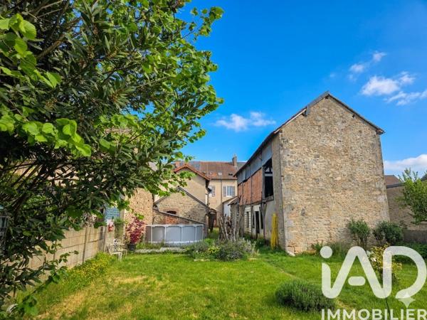 Maison à vendre 15 pièces 350 m² Luzy