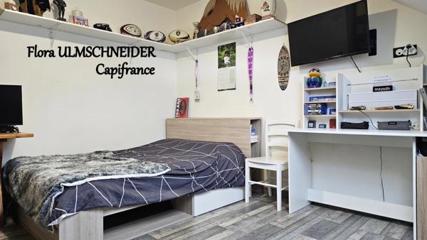 Authenticité et espace : grande maison mitoyenne en pierre avec 5 chambres à vendre à CHINDRIEUX avec garage et terrain proche du lac du Bourget