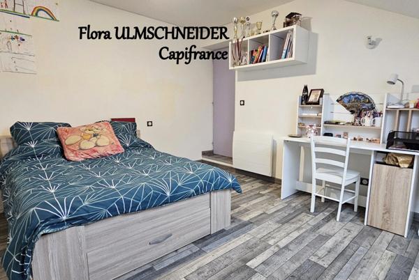 Authenticité et espace : grande maison mitoyenne en pierre avec 5 chambres à vendre à CHINDRIEUX avec garage et terrain proche du lac du Bourget