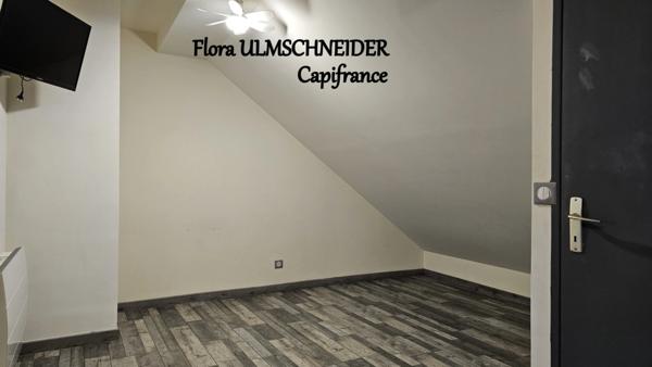 Authenticité et espace : grande maison mitoyenne en pierre avec 5 chambres à vendre à CHINDRIEUX avec garage et terrain proche du lac du Bourget