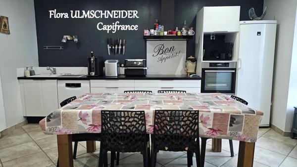 Authenticité et espace : grande maison mitoyenne en pierre avec 5 chambres à vendre à CHINDRIEUX avec garage et terrain proche du lac du Bourget