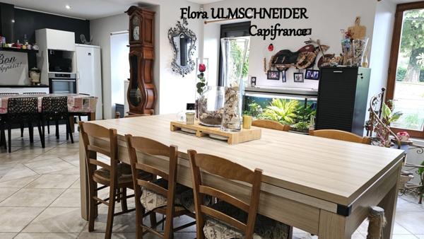 Authenticité et espace : grande maison mitoyenne en pierre avec 5 chambres à vendre à CHINDRIEUX avec garage et terrain proche du lac du Bourget