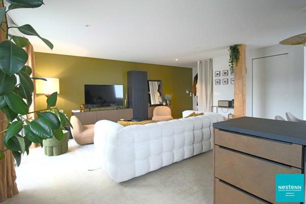 Appartement T3 duplex avec terrasse et parking