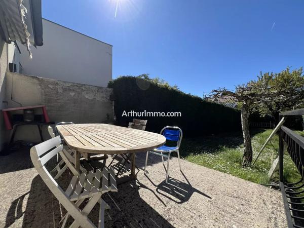 Vente                                                      Maison
                        
                     5 pièces                      122 m2                     à Sucy-en-Brie