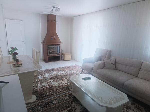 Maison plain-pied avec 4 chambres