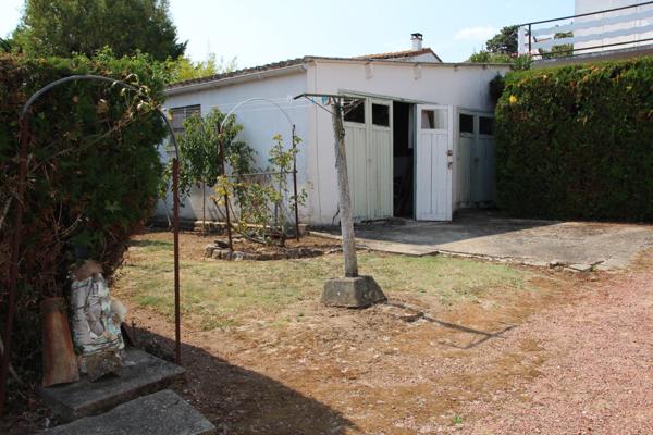 Opportunité rare dans le quartier du Port