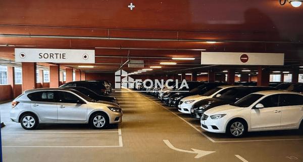 À vendre Parking 15 m² - Bordeaux 33100