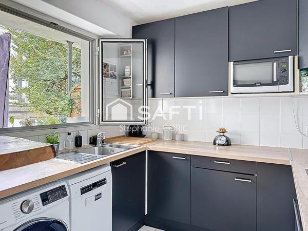 IMMEUBLE RÉCENT - BALCON - AUCUN TRAVAUX