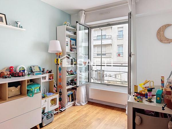 IMMEUBLE RÉCENT - BALCON - AUCUN TRAVAUX