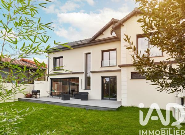 Maison à vendre 6 pièces 160 m² Houilles