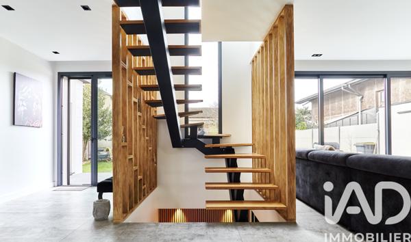 Maison à vendre 6 pièces 160 m² Houilles