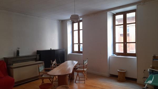 Die (26150) EXCLUSIVITÉ AU CŒUR DE DIE/ APPARTEMENT SUR JARDIN