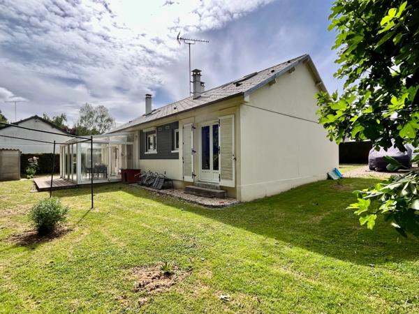 Avrillé centre : Maison de plain pied au calme