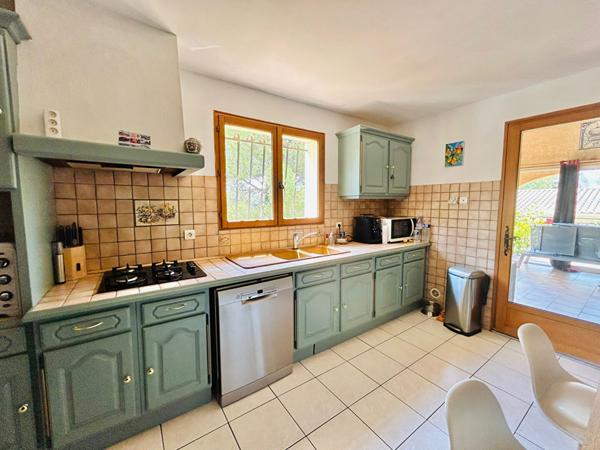 MAISON 182M² - 2 APPARTEMENTS INDEPENDANTS - TERRAIN 1057m²