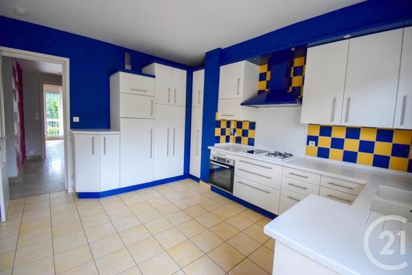 Appartement F4 à vendre  5 pièces - 122,79 m2 LES CHERES - 69