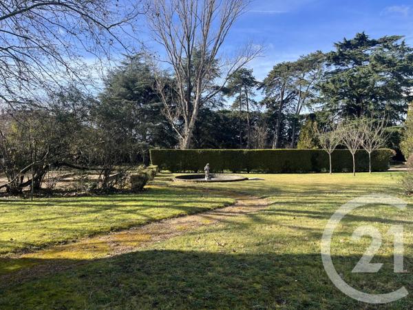 Appartement F4 à vendre  5 pièces - 122,79 m2 LES CHERES - 69