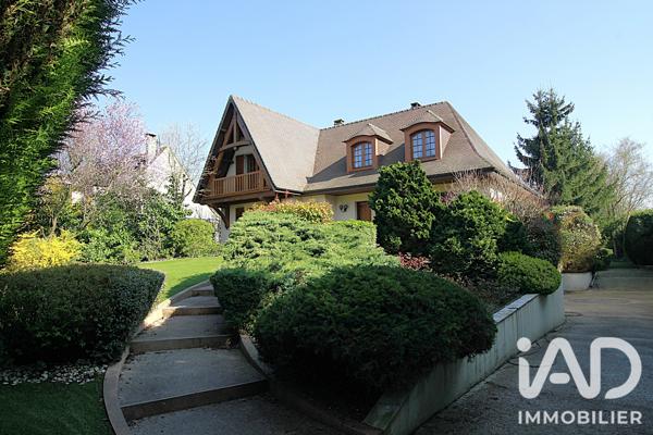 Maison à vendre 7 pièces 185 m² Mandres-les-Roses