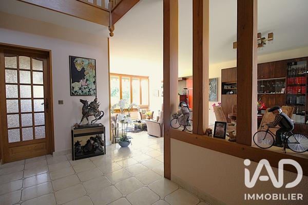 Maison à vendre 7 pièces 185 m² Mandres-les-Roses
