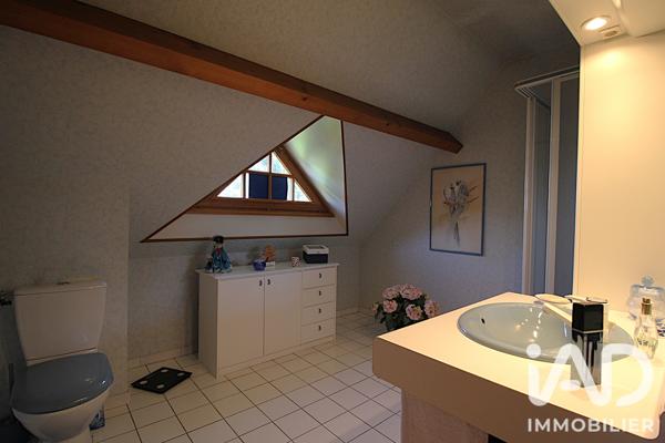 Maison à vendre 7 pièces 185 m² Mandres-les-Roses