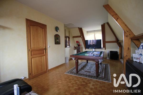 Maison à vendre 7 pièces 185 m² Mandres-les-Roses
