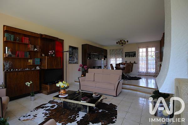 Maison à vendre 7 pièces 185 m² Mandres-les-Roses