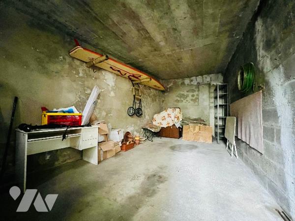 TOURS 
Rue Losserand
Quartier Paul Bert
Proche tramway et pont  Wilson