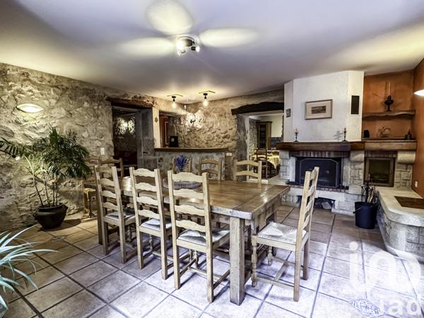 Maison à vendre 9 pièces 156 m² Châteaubourg