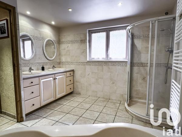 Maison à vendre 9 pièces 156 m² Châteaubourg