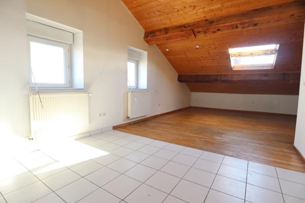 102m² - T3 - RUE CARNOT - CENTRE VILLE/ANGLE LOUIS BLANC