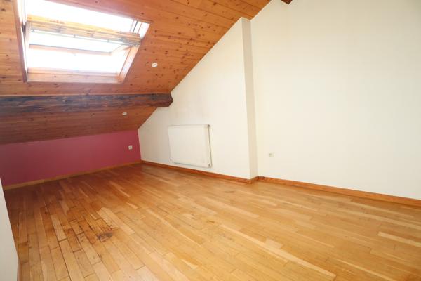102m² - T3 - RUE CARNOT - CENTRE VILLE/ANGLE LOUIS BLANC