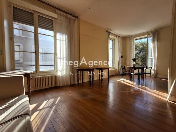 Appartement à BLOIS, 41000 - 6 pièces 192m²