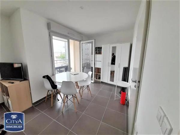 Appartement à louer 1 pièce 25.27m² Clermont-Ferrand (63000)