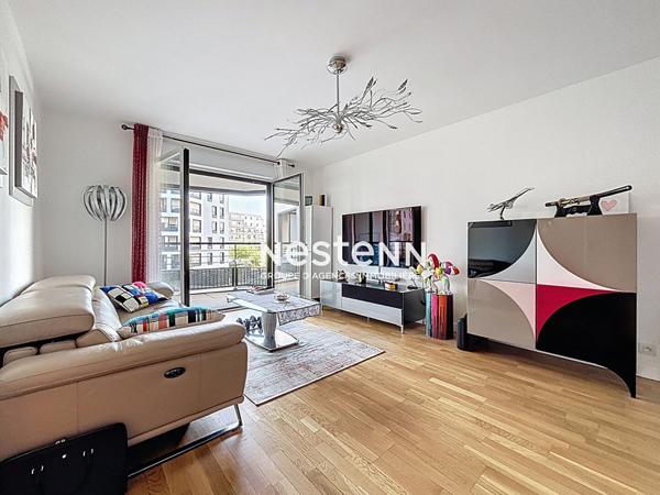 ISSY LES MOULINEAUX - FORT D'ISSY - Vente Appartement 2 pièces de 46,16 m² avec balcon