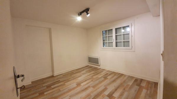 MAISON  180 M²  6 CHAMBRES