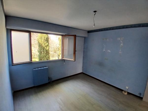 Aix-en-Provence - Type 5 à rénover de 93 m²