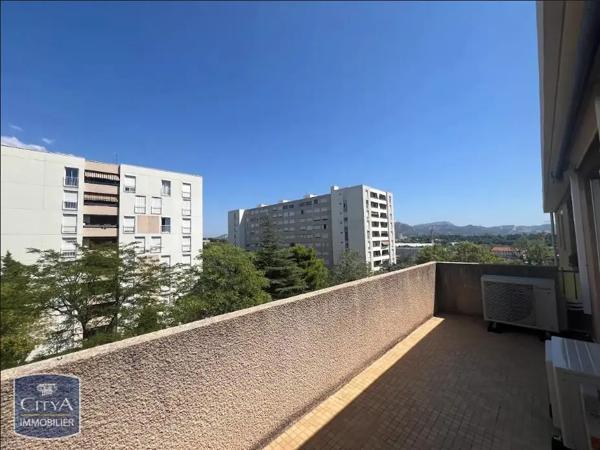 Appartement à louer 4 pièces 100m² Marseille 12e Arrondissement (13012)