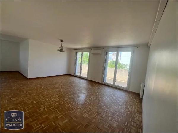 Appartement à louer 4 pièces 100m² Marseille 12e Arrondissement (13012)