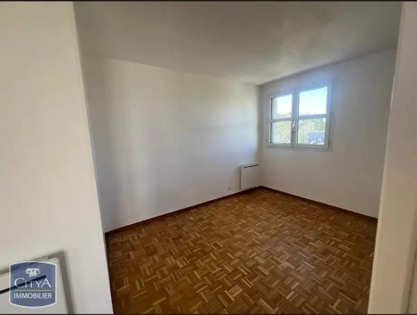 Appartement à louer 4 pièces 100m² Marseille 12e Arrondissement (13012)