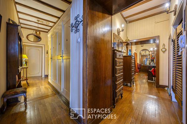 Vaste appartement à l’élégance historique, au coeur de la ville