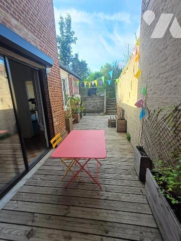 QUARTIER ST ACHEUL : Maison avec cachet de 125 m², JARDIN plein sud