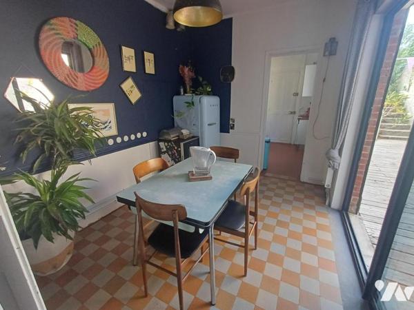 QUARTIER ST ACHEUL : Maison avec cachet de 125 m², JARDIN plein sud
