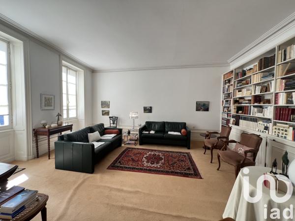 Maison à vendre 6 pièces 230 m² Cognac
