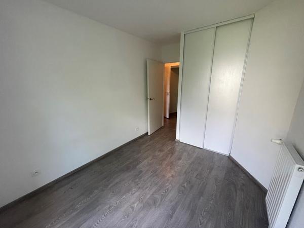 Parking + appartement + parking